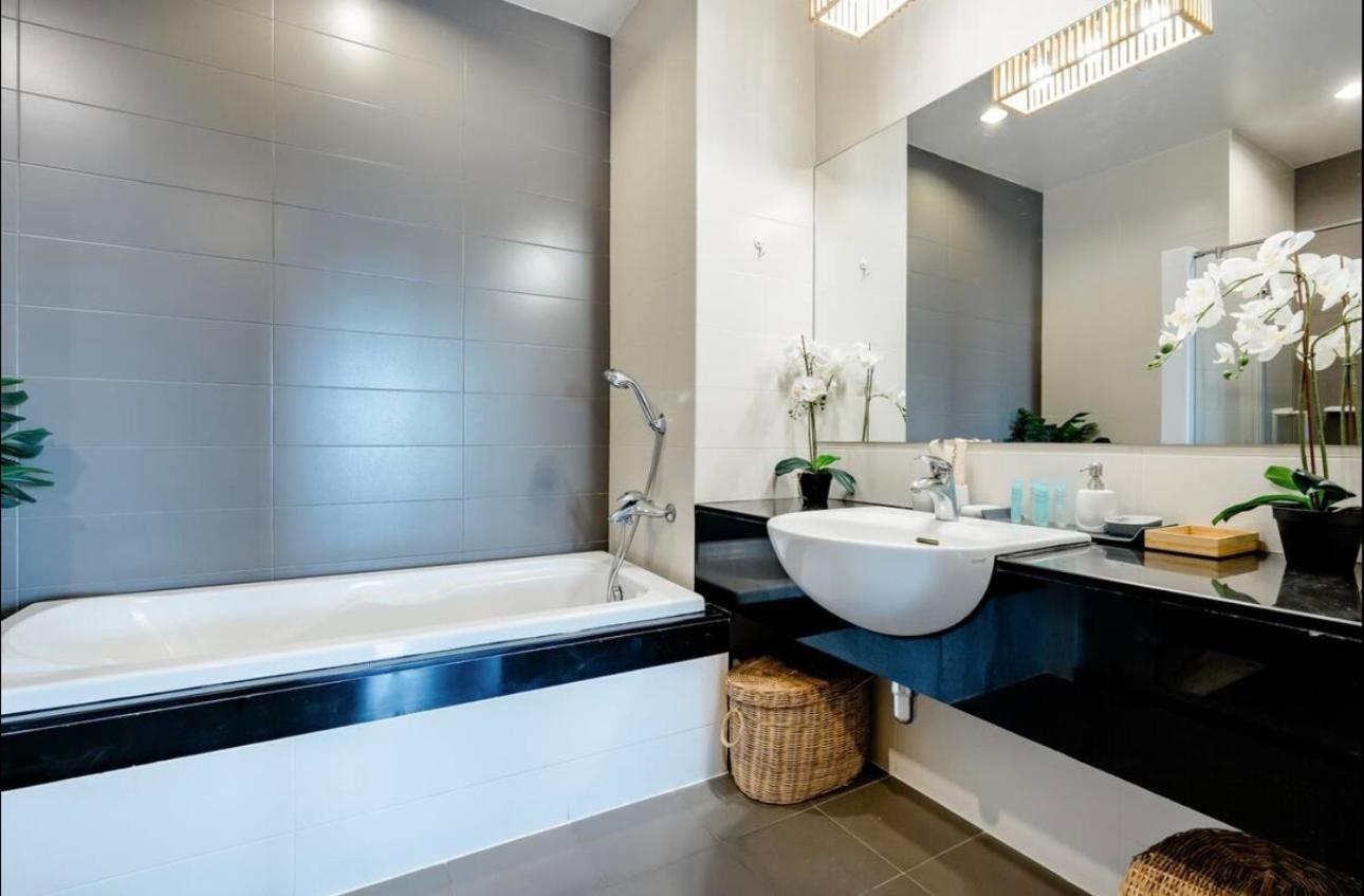 Karon Hill Family Apart 72 M2 Seaview Extérieur photo